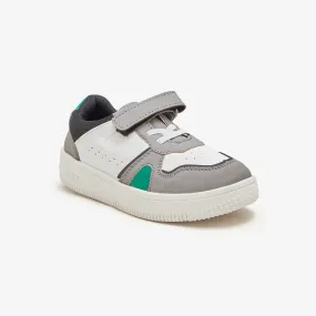  Cushioned Midsole Court Shoes