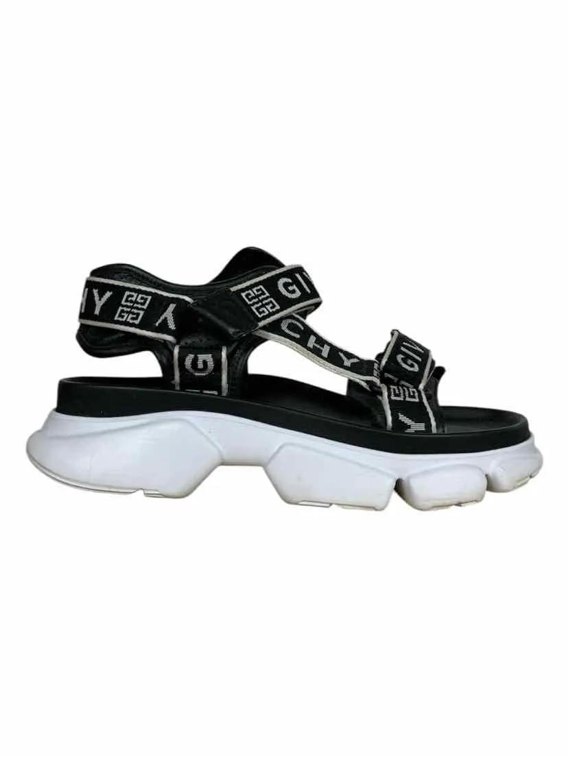 Givenchy Size 38 Sandals