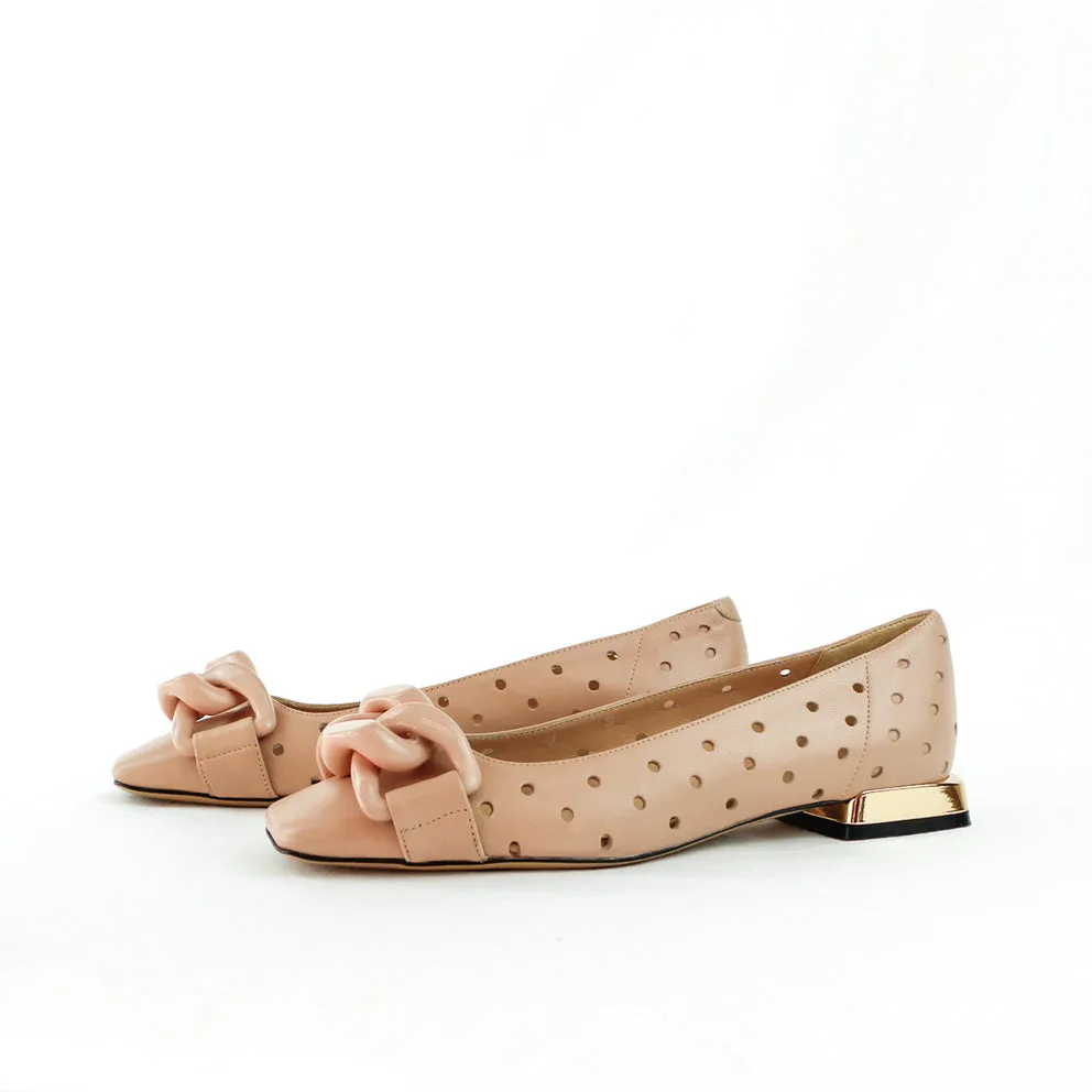 Perforated leather ballerina with chain accessory.