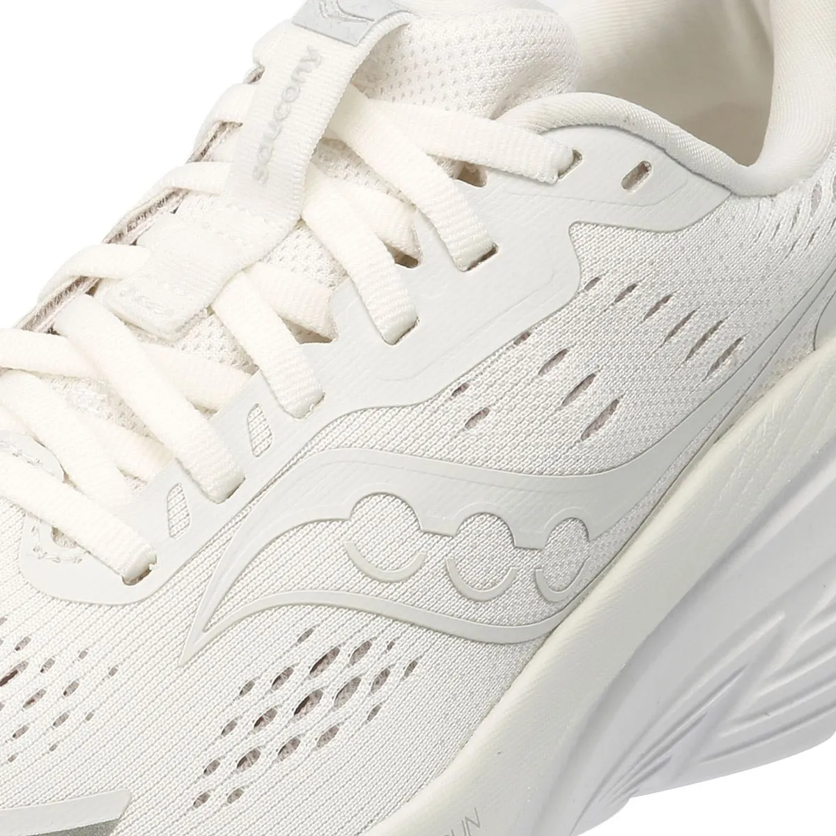 Saucony Guide 18 Women's Ivory Trainers