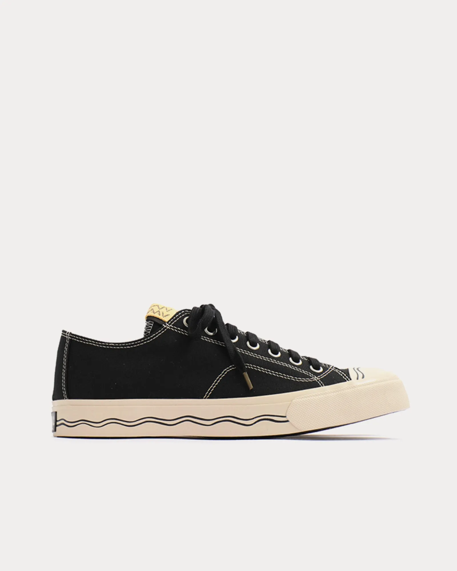 Seeger Lo Canvas Black Low Top Sneakers