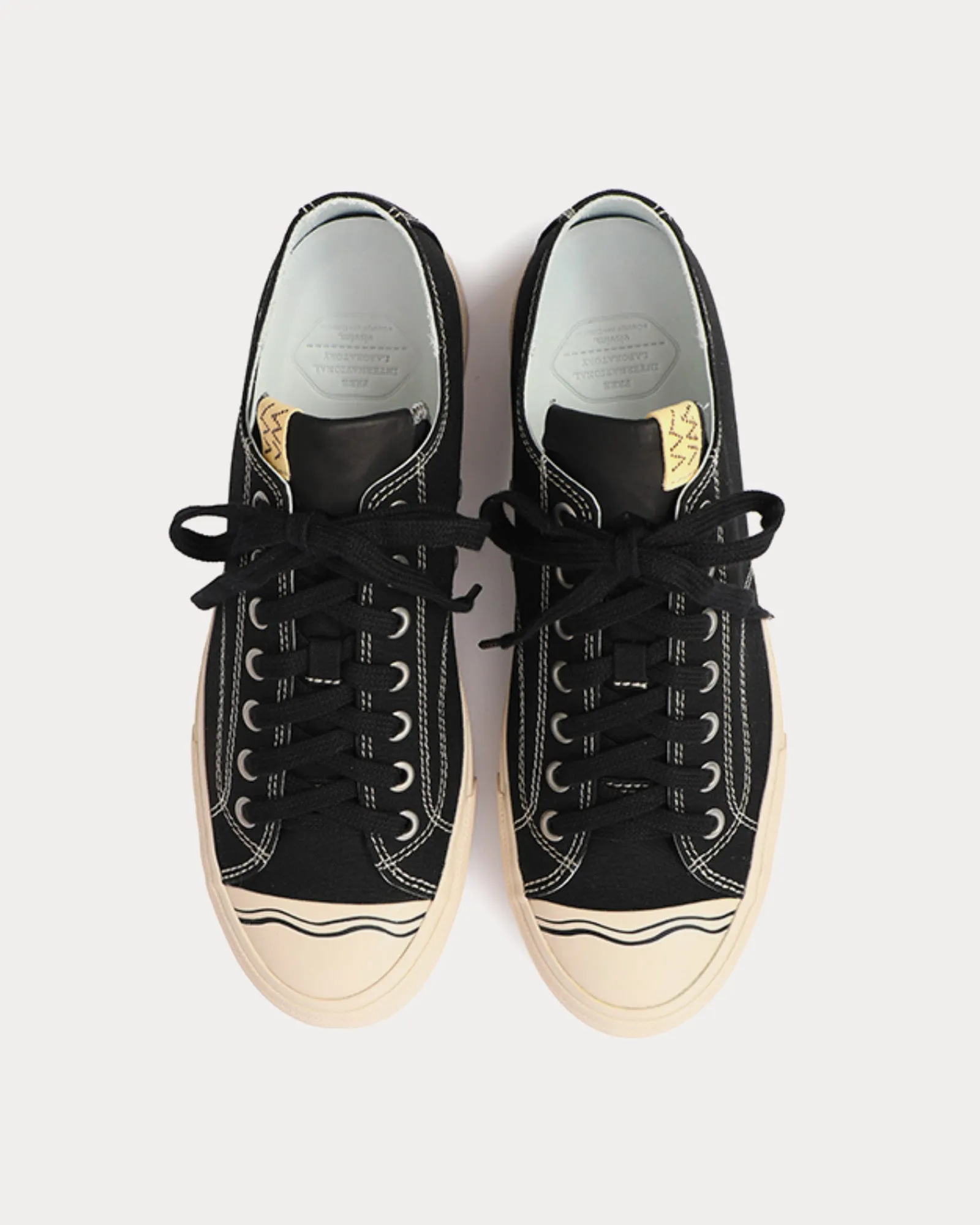 Seeger Lo Canvas Black Low Top Sneakers