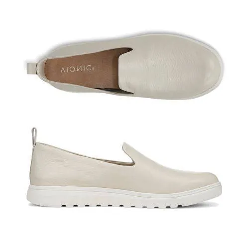 Uptown Willa Loafer